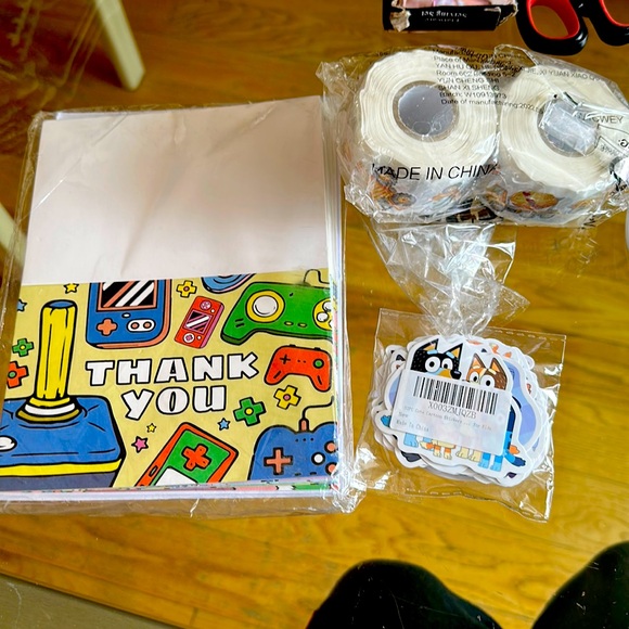 Party package lot for sale - Picture 1 of 7